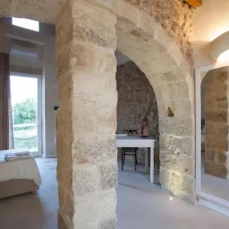 Falcon Country Resort, Salento Villa *